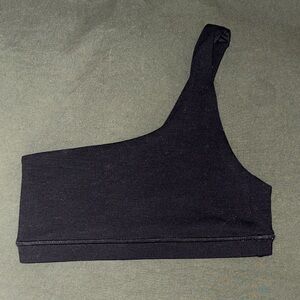 Fleo Black One-Shoulder Crop Top